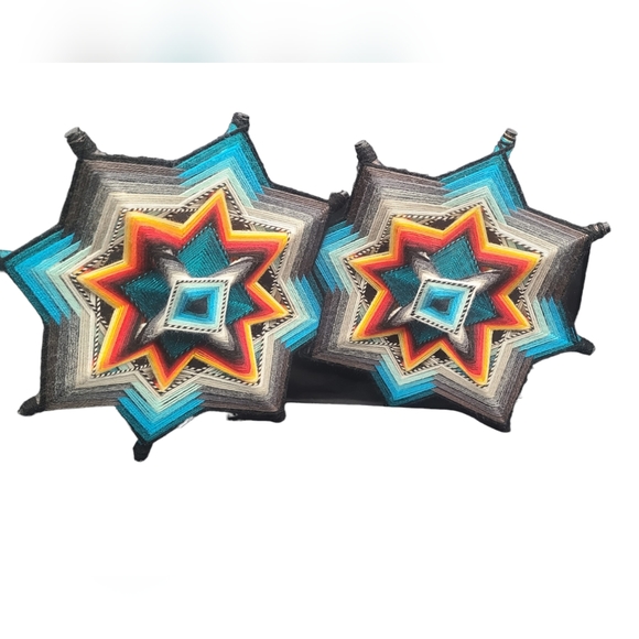 Ojo De Dios "God's Eye" Handmade, Vintage. 12"X 12". - Picture 3 of 3